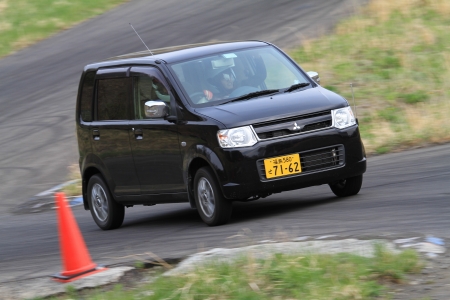 �t���[���s